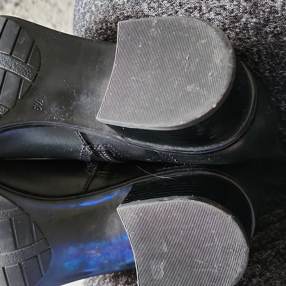 Bandolino Black Leather Knee High Boots - Picture 9 of 15